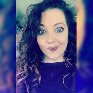 Meet your Posher, Stacy